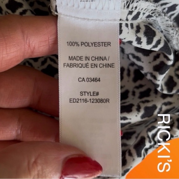 Ricki's Monochrome Patterned Blouse - Picture 10 of 11